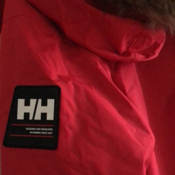 Helly Hansen waterproof winter outdoor jacket - Picture 5 of 6